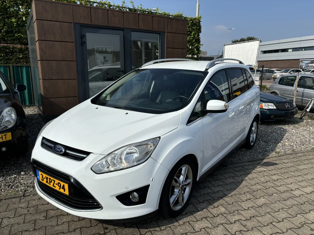 Ford Grand C-Max (2014) — foto 1