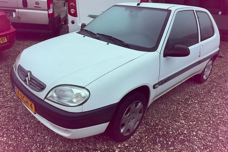 Citroën Saxo (2003)