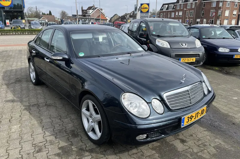 Mercedes-Benz E-Klasse (2002)