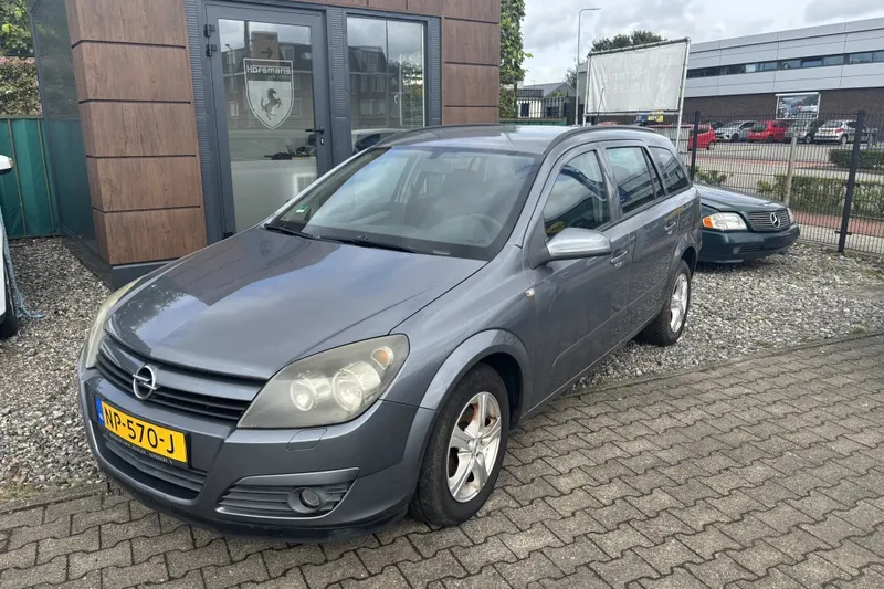 Opel Astra (2005)