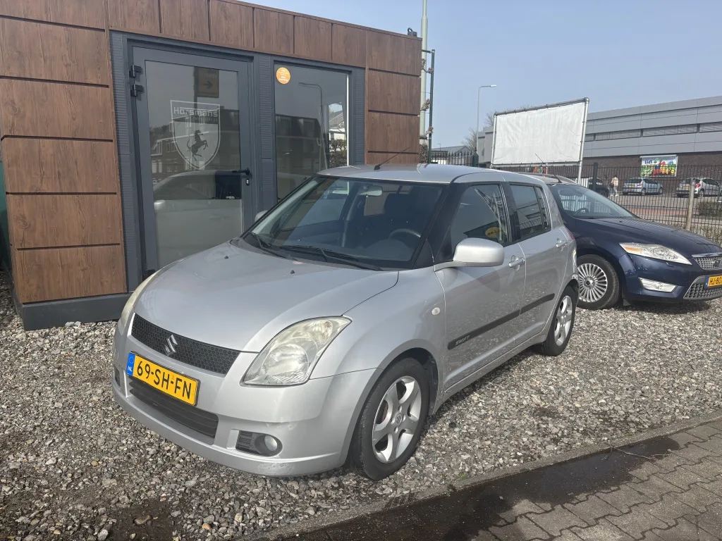 Suzuki Swift (2006) — foto 1