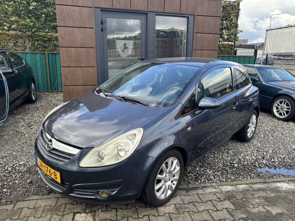 Opel Corsa (2007) — foto 1
