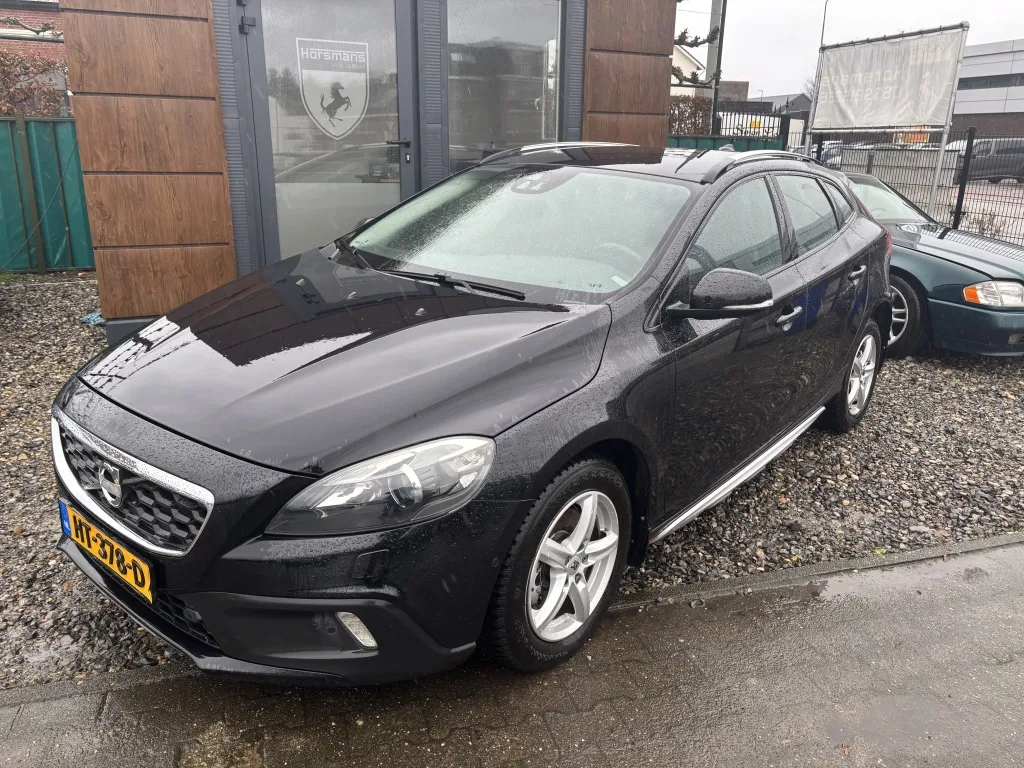Volvo V40 (2013) — foto 1