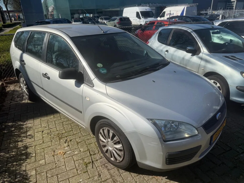 Ford Focus (2006) — foto 1