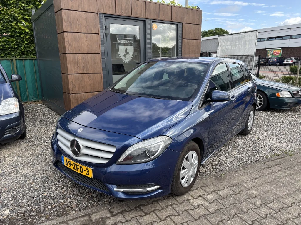 Mercedes-Benz B-Klasse (2012) — foto 1