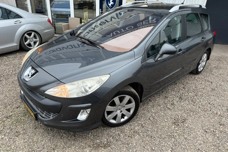 Peugeot 308 (2009)