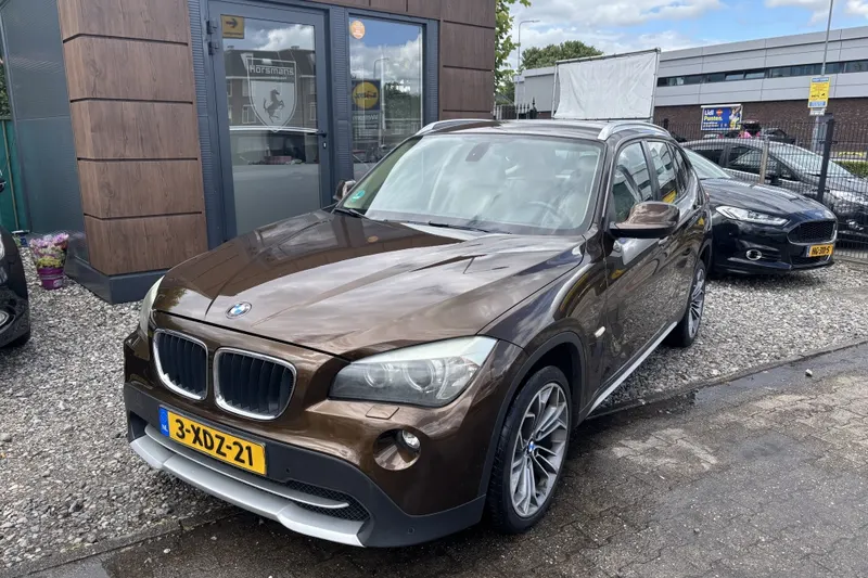 BMW X1 (2011)