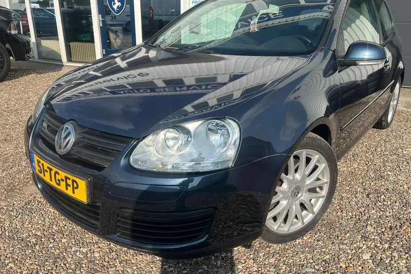 Volkswagen Golf (2006)