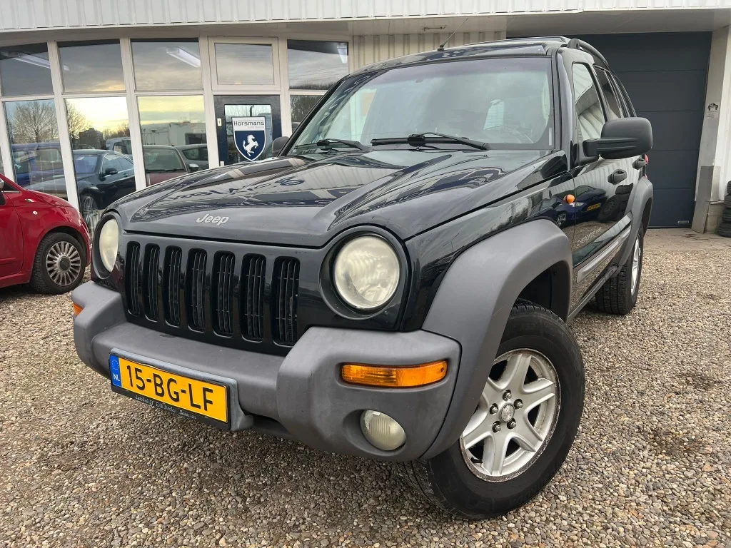 Jeep Cherokee (2003) — foto 1
