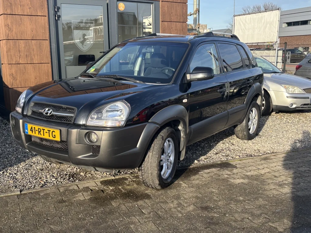 Hyundai Tucson (2005) — foto 1