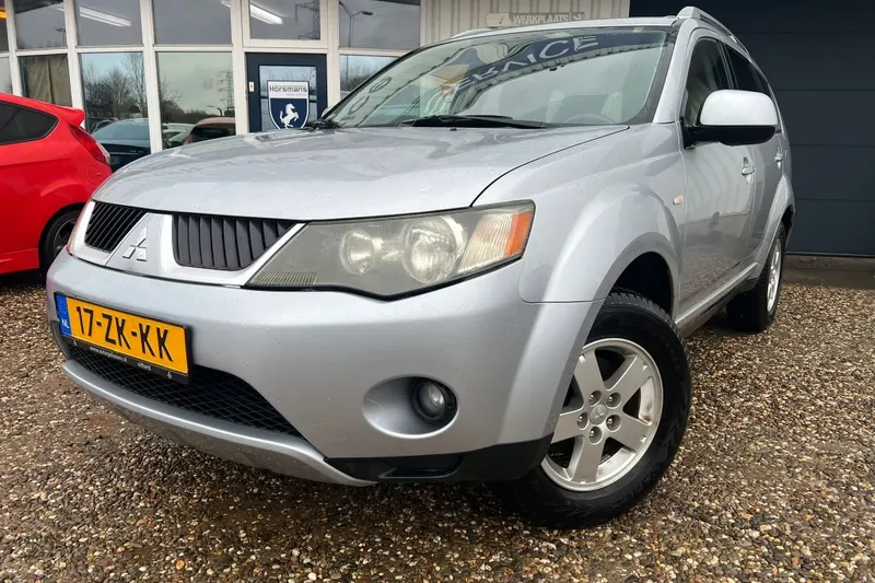 Mitsubishi Outlander (2008)