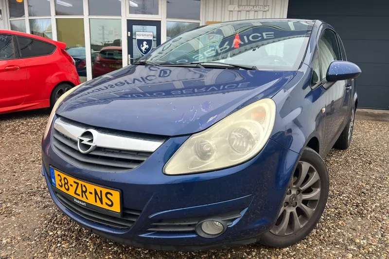 Opel Corsa (2008)