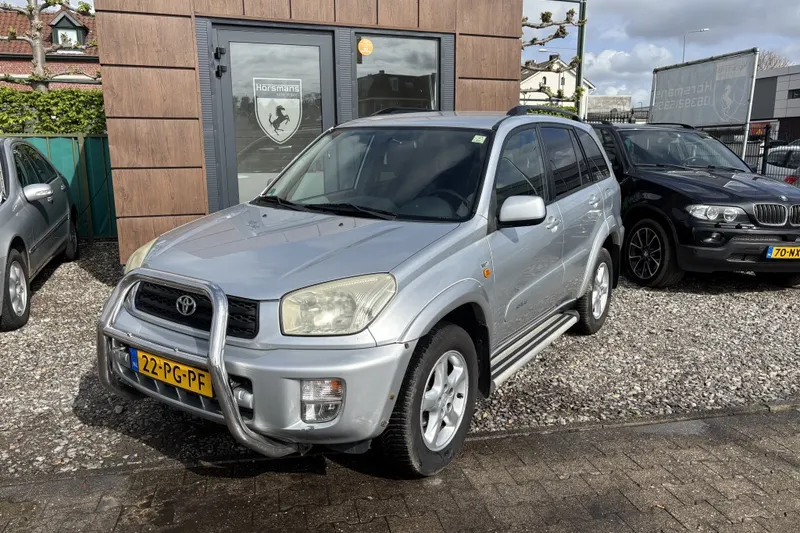 Toyota RAV4 (2004)
