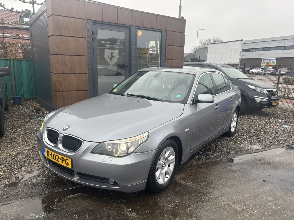 BMW 5-Serie (2005) — foto 1