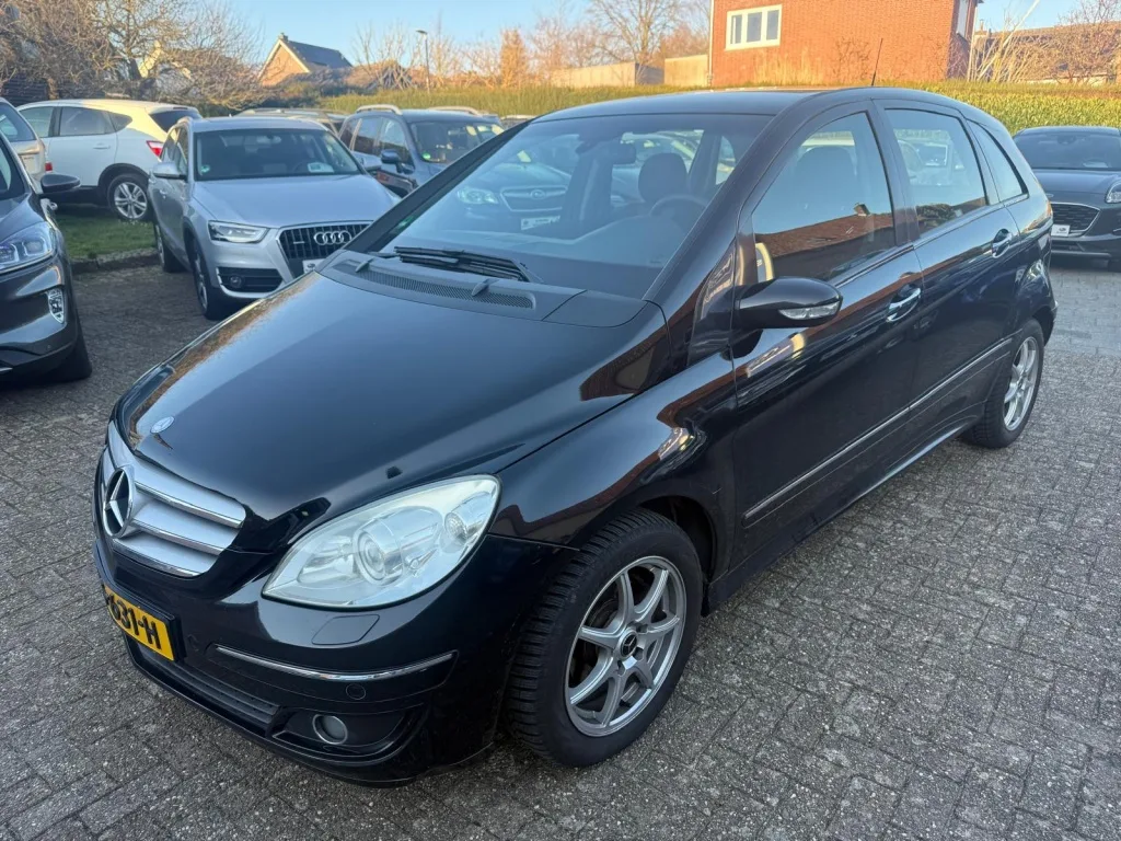 Mercedes-Benz B-Klasse (2006) — foto 1