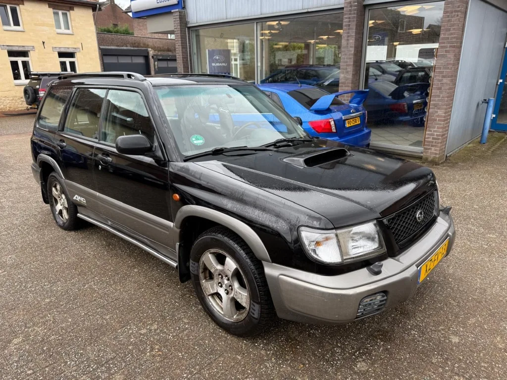 Subaru Forester (1999) — foto 1