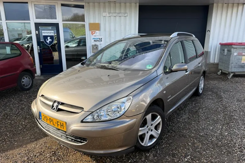 Peugeot 307 (2004)
