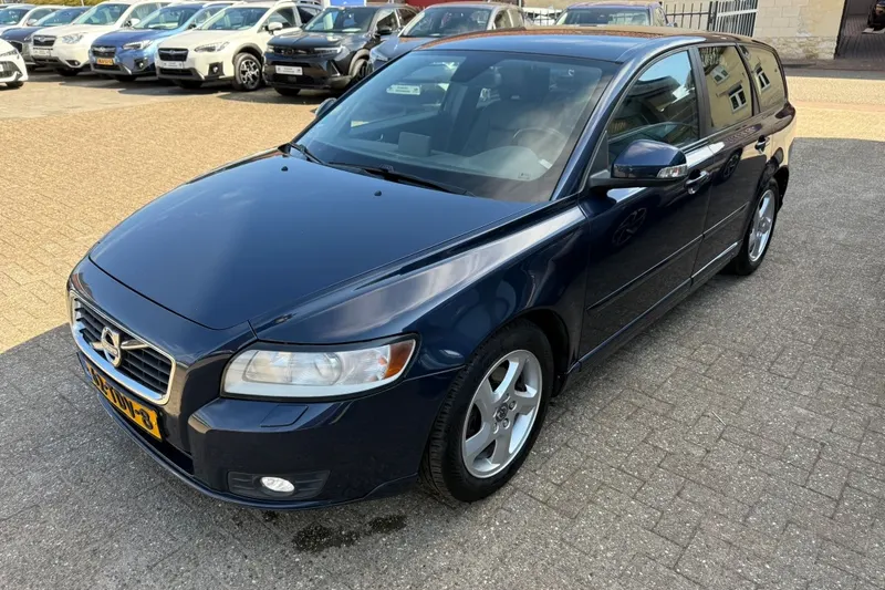 Volvo V50 (2012)