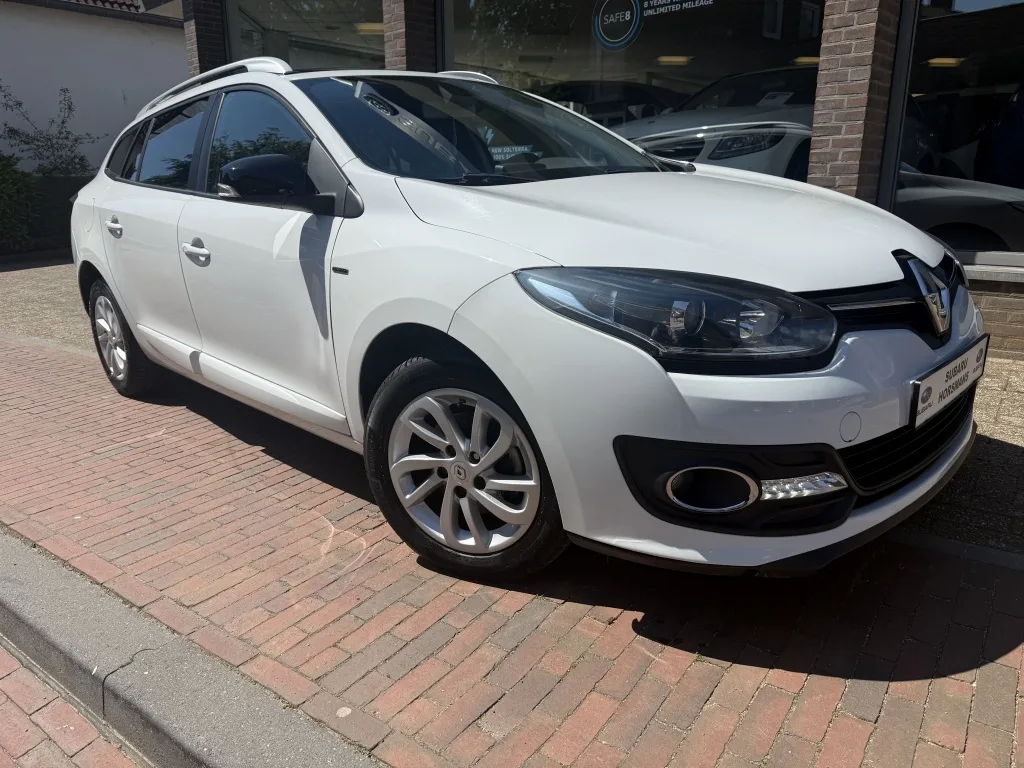 Renault Mégane (2016) — foto 1