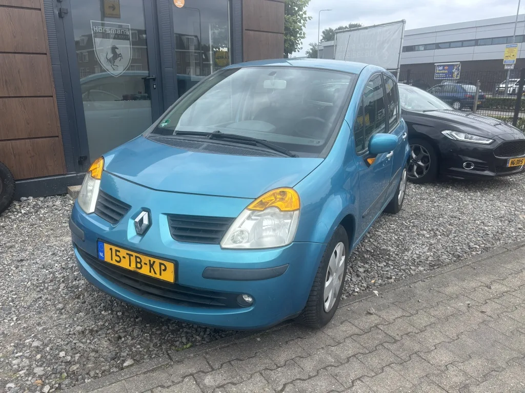 Renault Modus (2005) — foto 1