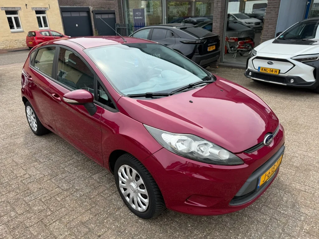 Ford Fiesta (2009) — foto 1