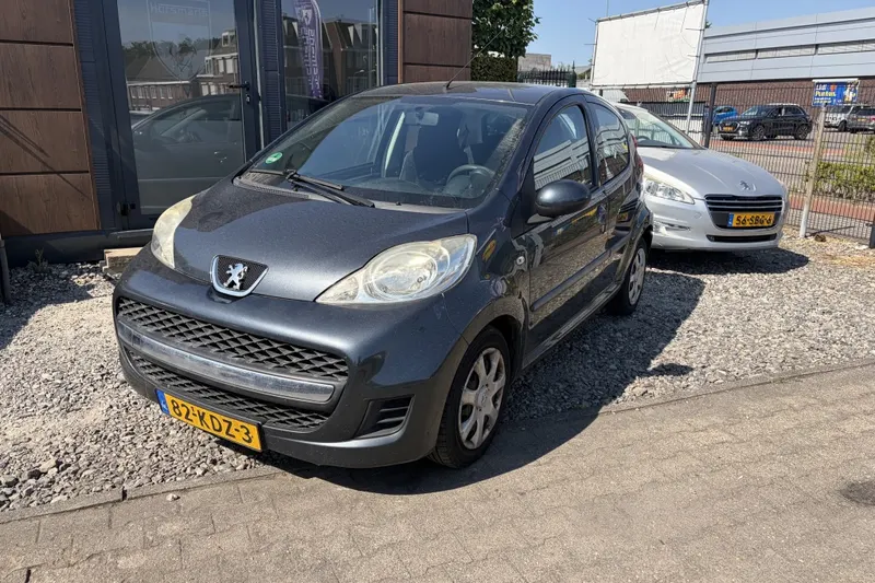 Peugeot 107 (2009)