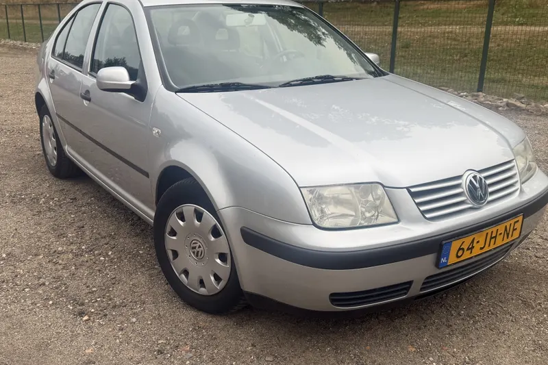Volkswagen Bora (2002)