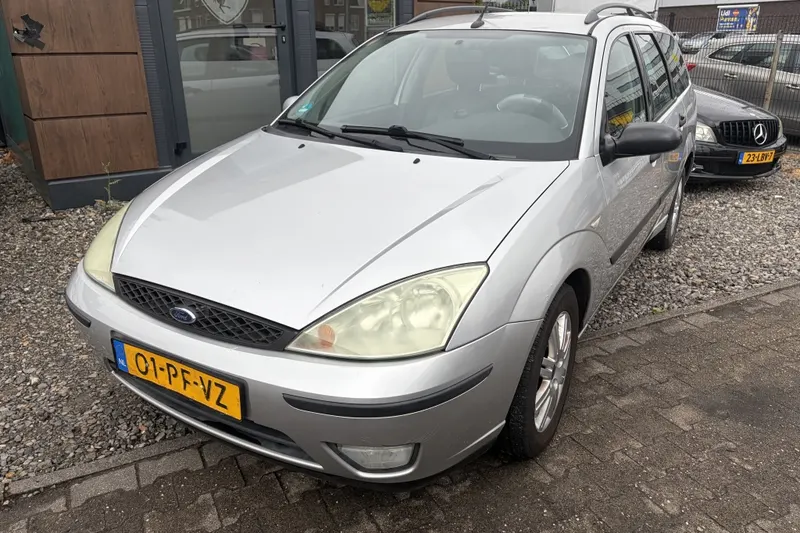 Ford Focus (2004)