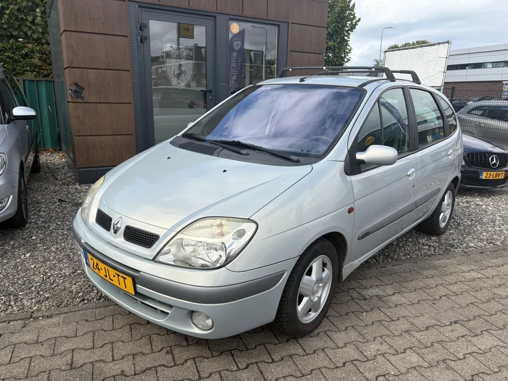 Renault Scénic (2002) — foto 1