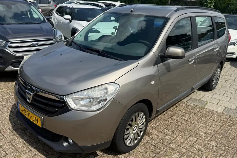 Dacia Lodgy (2014)