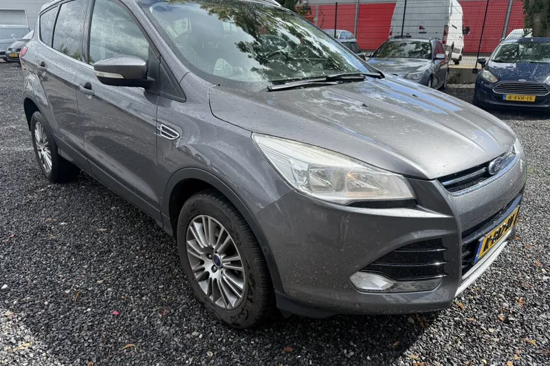 Ford Kuga (2013)