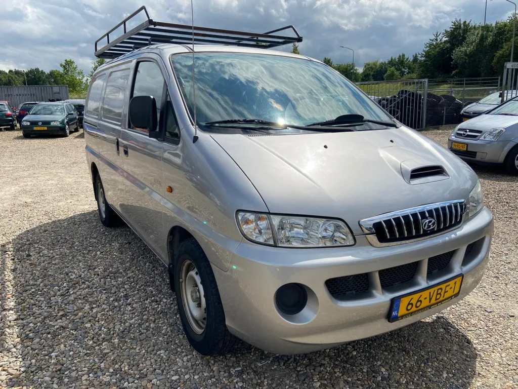 Hyundai H200 (2006) — foto 1