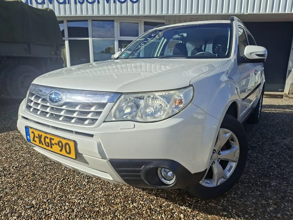 Subaru Forester (2013) — foto 1