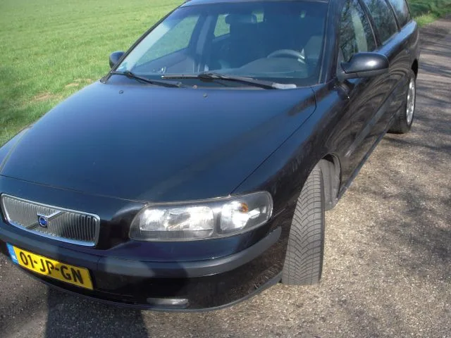 Volvo V70 (2002) — foto 1