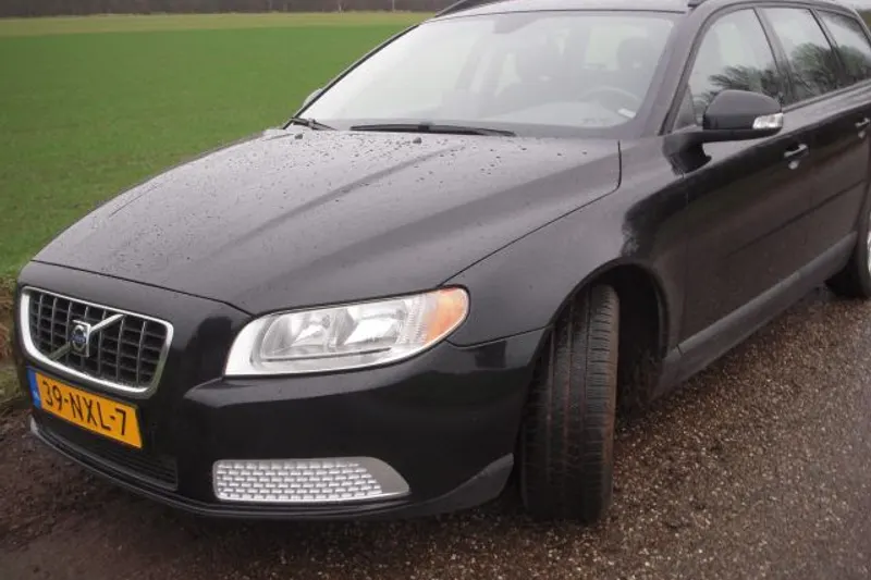 Volvo V70 (2008)