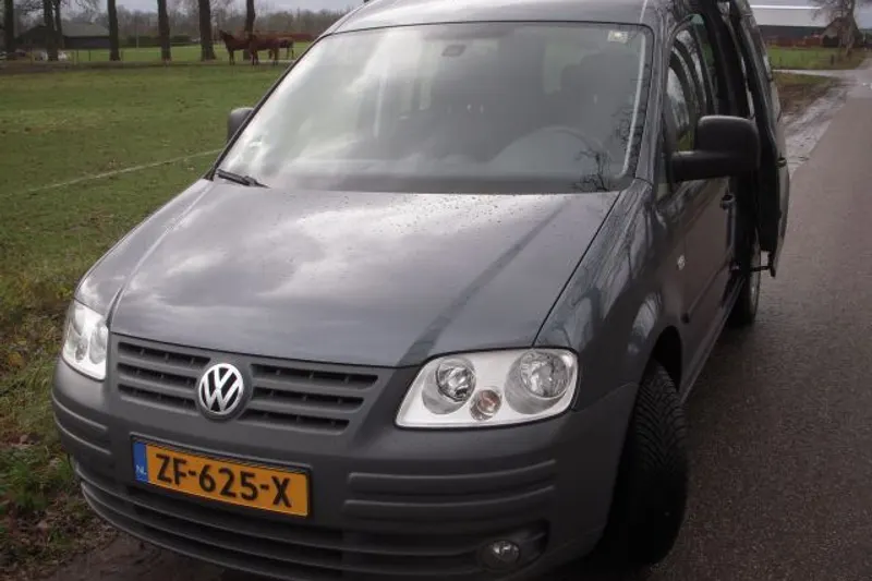 Volkswagen Caddy (2010)