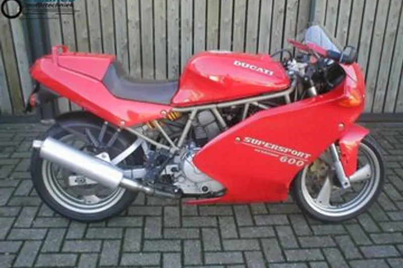 Ducati 600 SSC (1994)