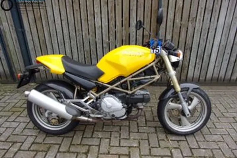 Ducati M600 Monster (1997)