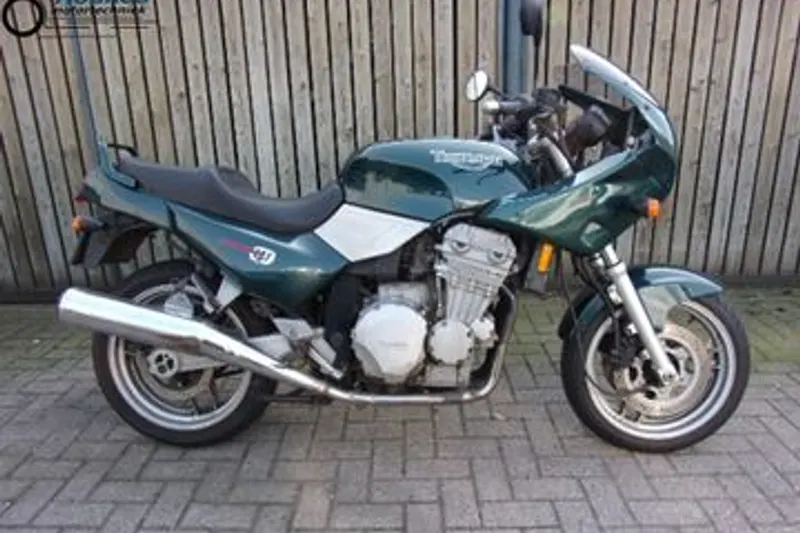 Triumph Trident 750 (1993)