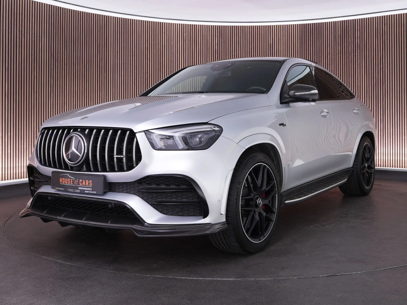 Mercedes-Benz GLE (2021) — foto 1