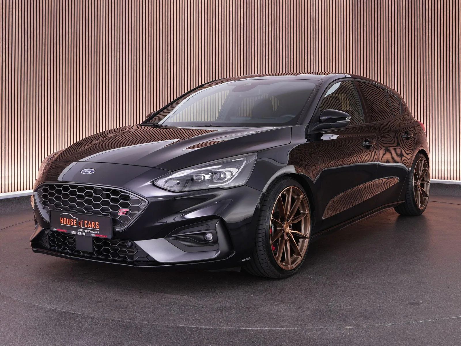 Ford Focus (2022) — foto 1