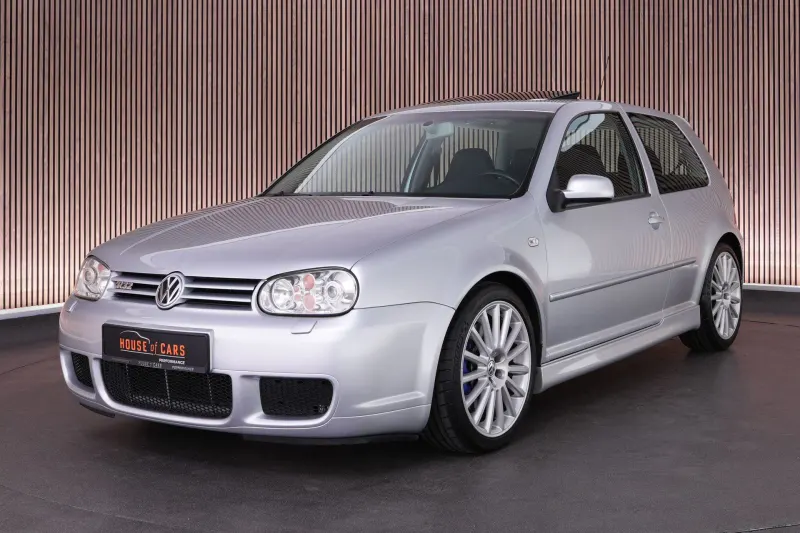 Volkswagen Golf (2003)