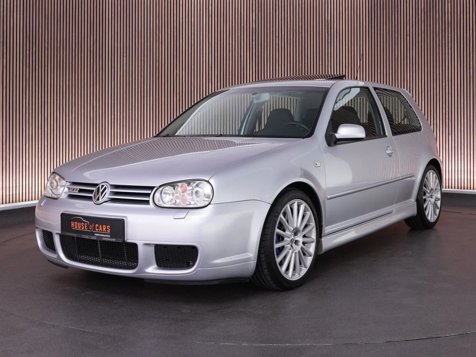 Volkswagen Golf (2003) — foto 1