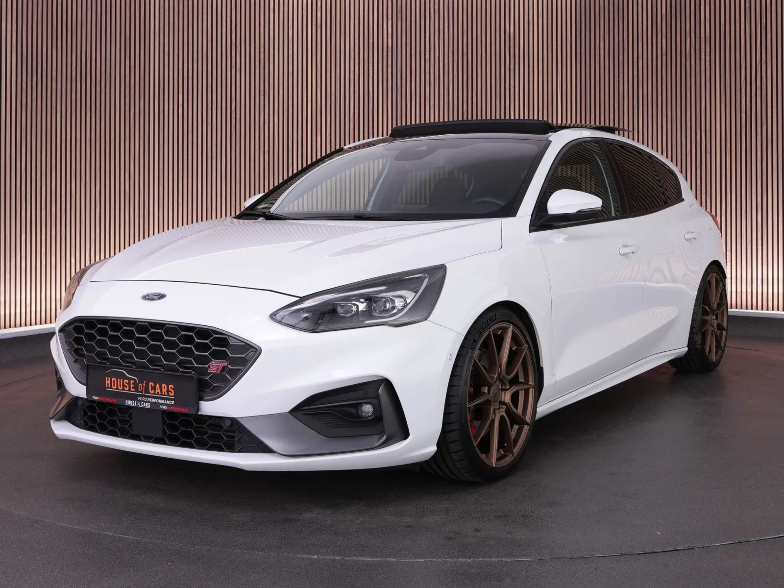 Ford Focus (2020) — foto 1