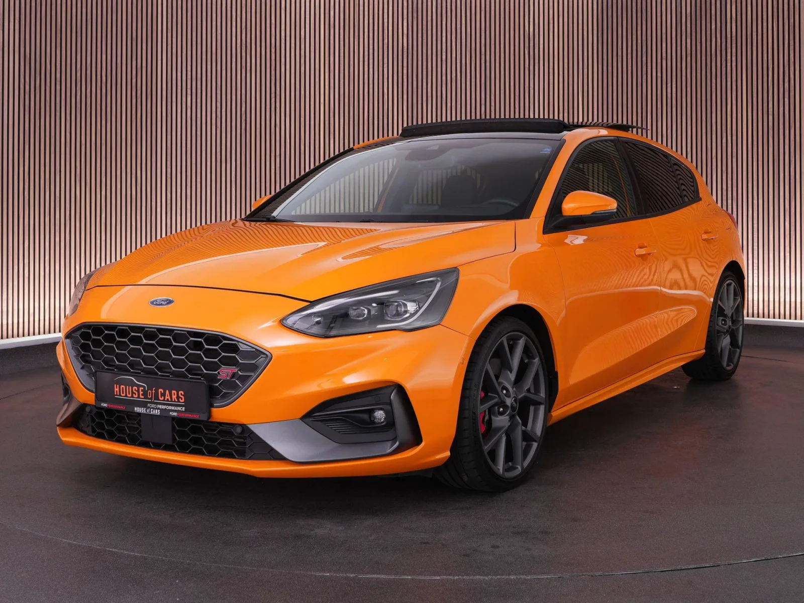 Ford Focus (2020) — foto 1