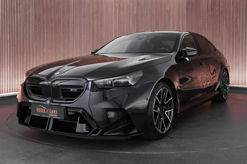 BMW M5 (2025)