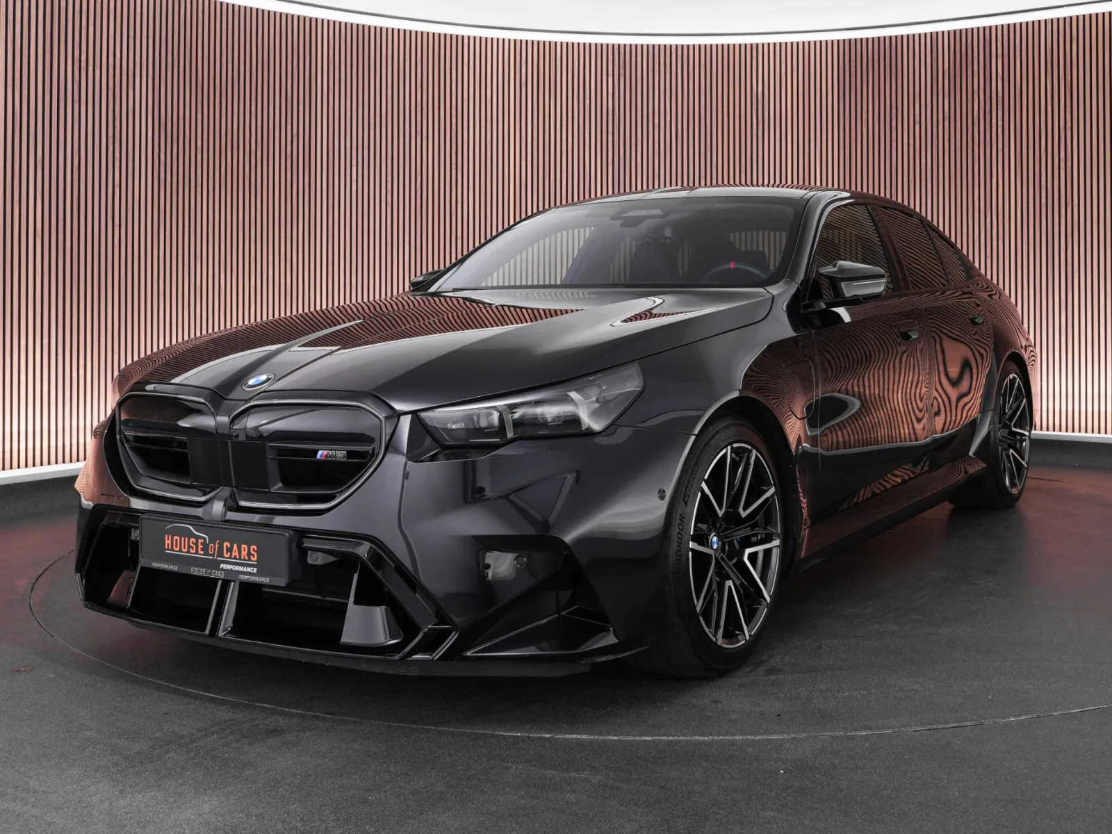 BMW M5 (2025) — foto 1