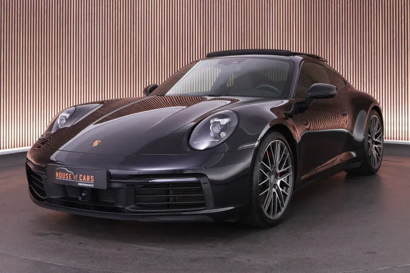 Porsche 911 (2022)
