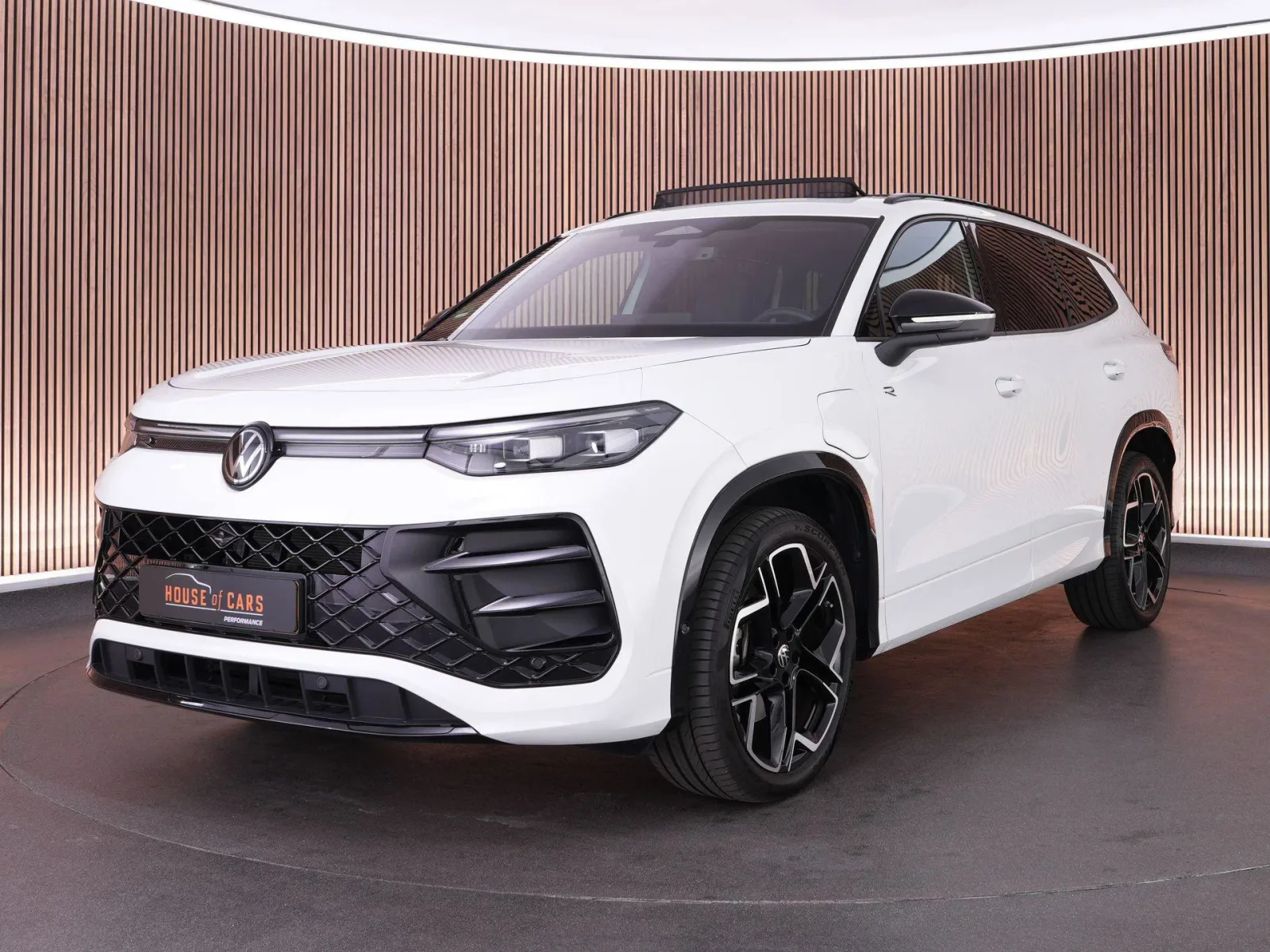 Volkswagen Tayron (2025) — foto 1