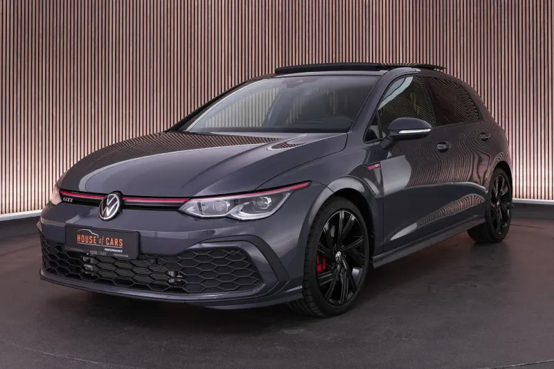 Volkswagen Golf (2024)